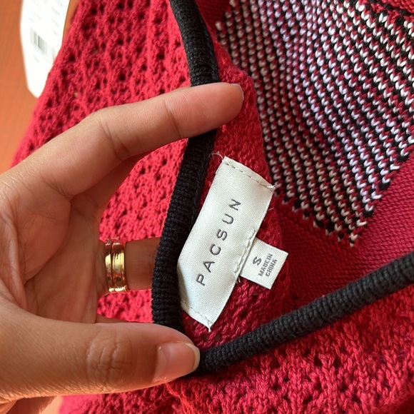 NWT PacSun #23 red printed halter backless top S - Picture 4 of 5